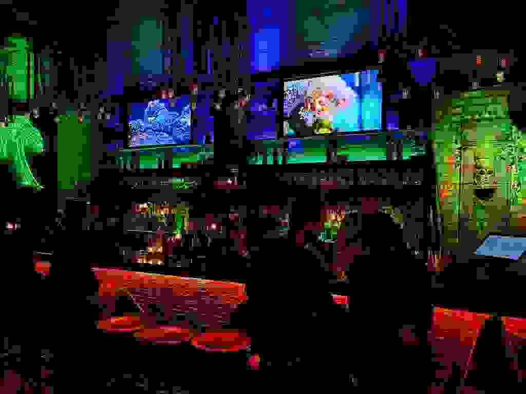 Esmeralda's lounge Bar