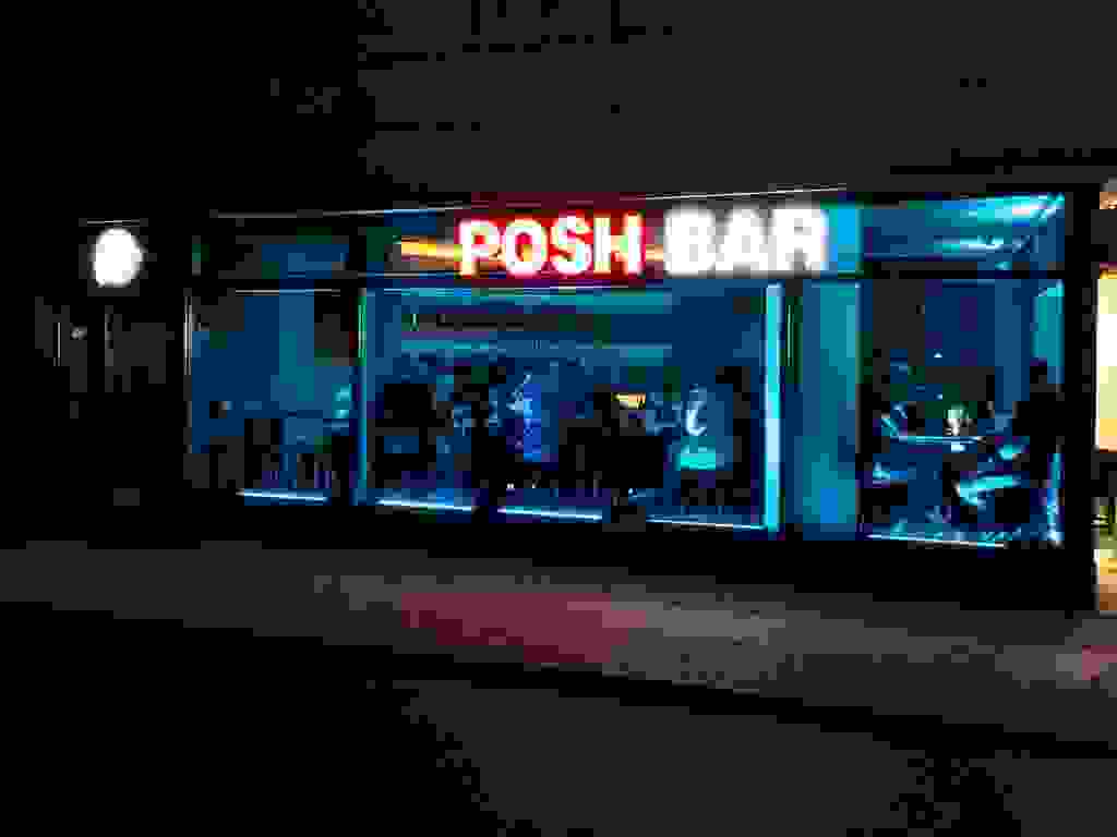 Posh Bar Bar