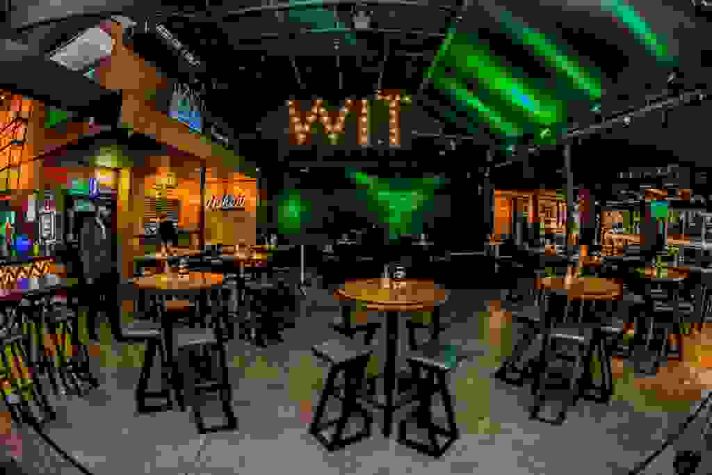 Wit Bar Bar