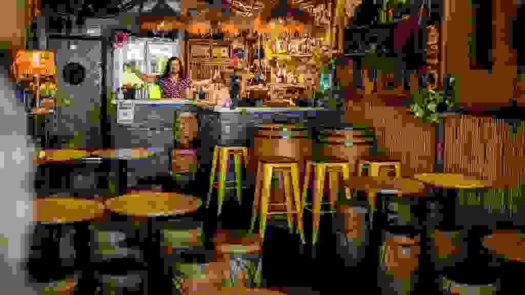 Jungle Tiki Bar Bar